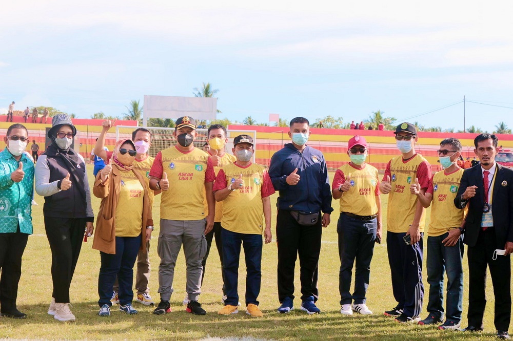 Pembukaan Liga 3 di Pasangkayu Dihadiri Kapolda dan Wakapolda Sulbar